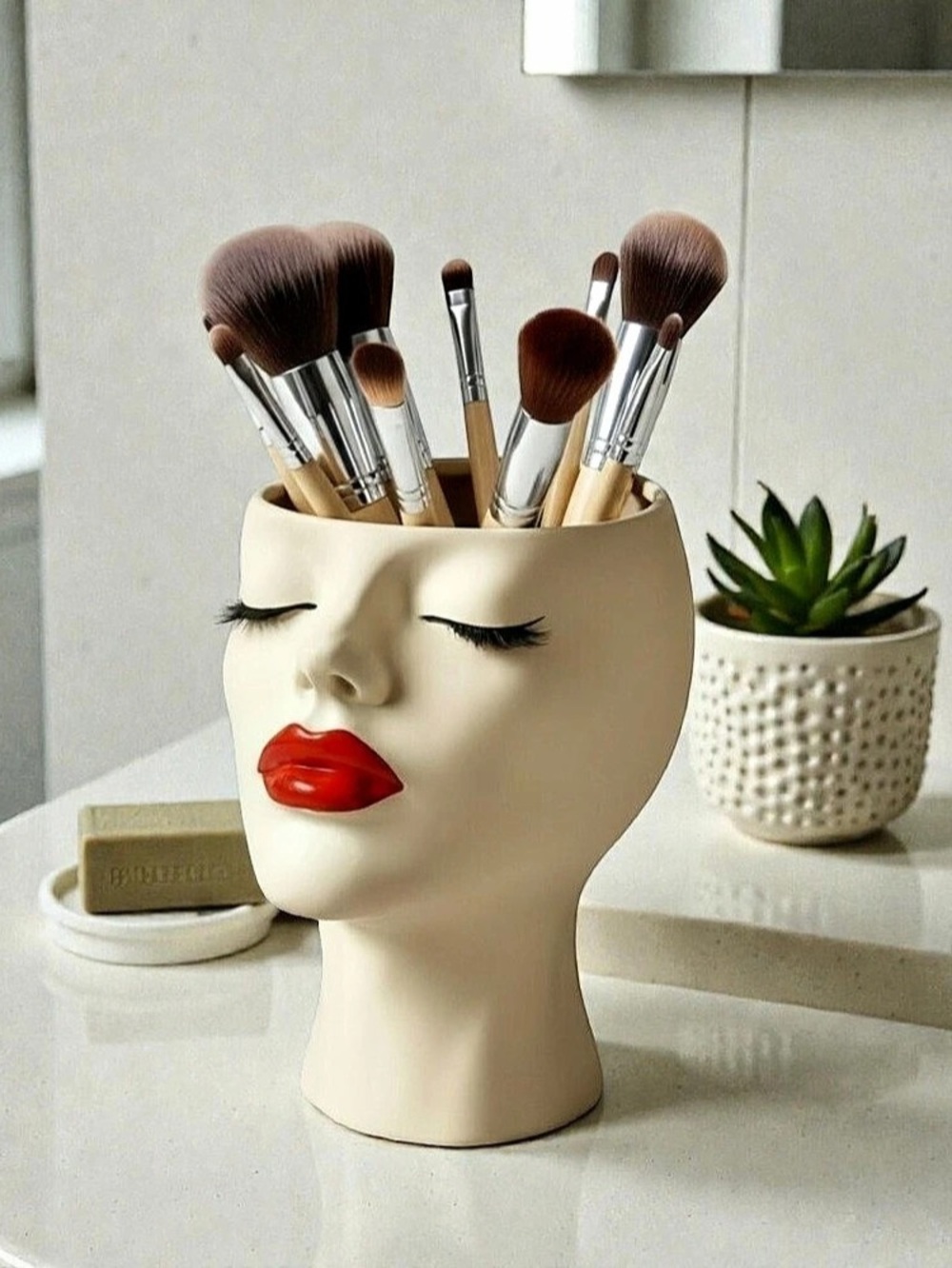 Head-Shaped Makeup Brush Organizer Cream & Red